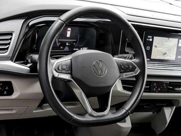 Volkswagen Multivan TDI Life — photo 9