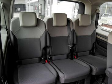 Volkswagen Multivan TDI Life — photo 10