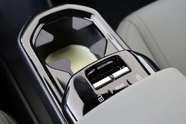 Volvo EX30 P5 Plus — photo 19