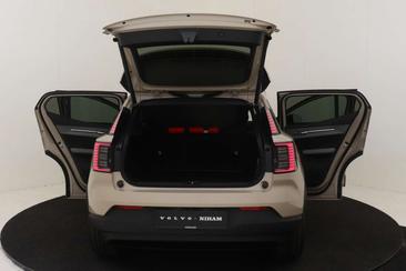 Volvo EX30 P5 Plus — photo 22