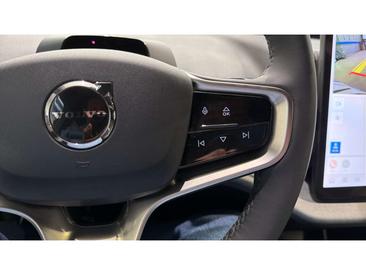 Volvo EX30 Plus — photo 21