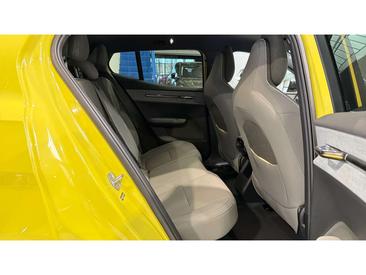 Volvo EX30 Plus — photo 27