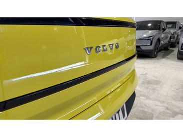 Volvo EX30 Plus — photo 41