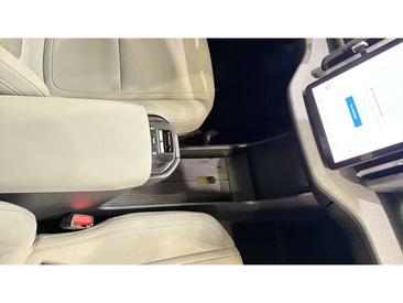 Volvo EX30 Plus — photo 45