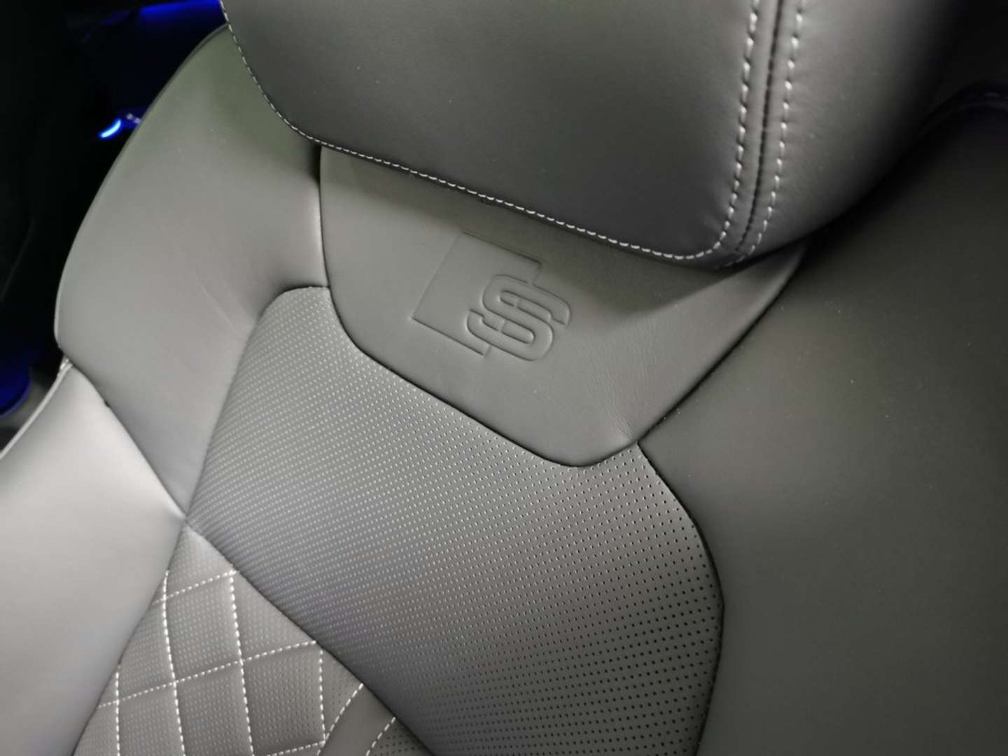 Audi A8 S Line Audi Exclusive - 2026 - Joinsteer - #6