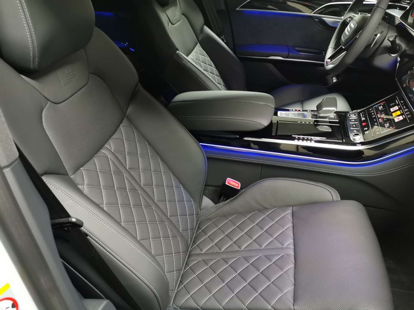 Audi A8 S Line Audi Exclusive - 2026 - Joinsteer - #28