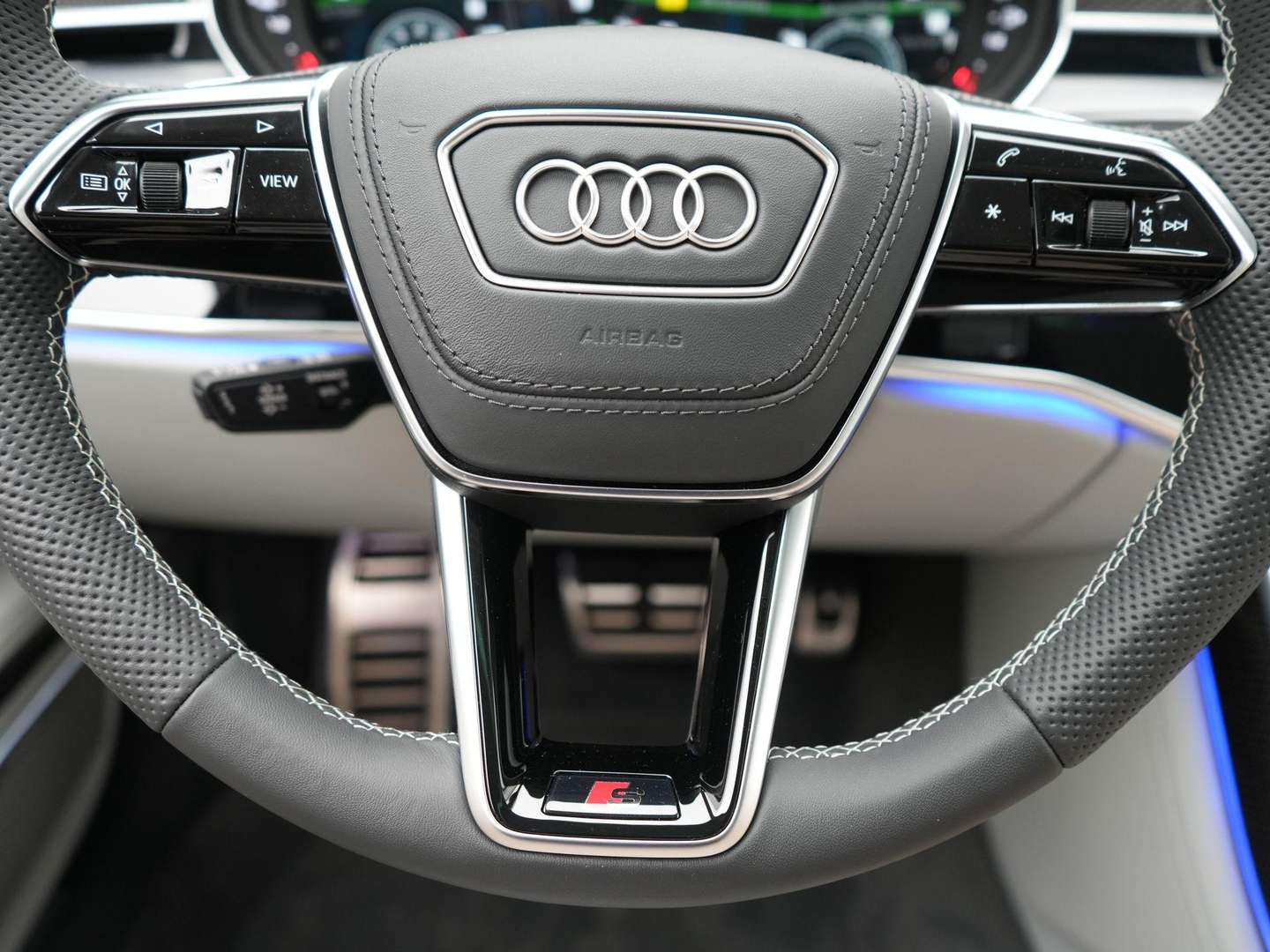 Audi A8 AUDI EXCLUSIVE 60 TFSI E - 2025 - Joinsteer - #17