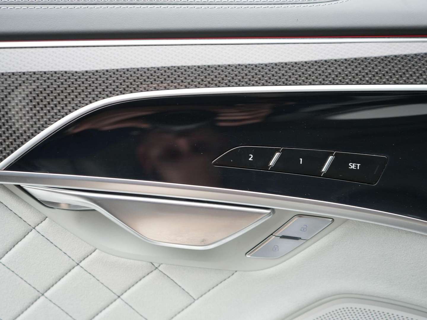 Audi A8 AUDI EXCLUSIVE 60 TFSI E - 2025 - Joinsteer - #43