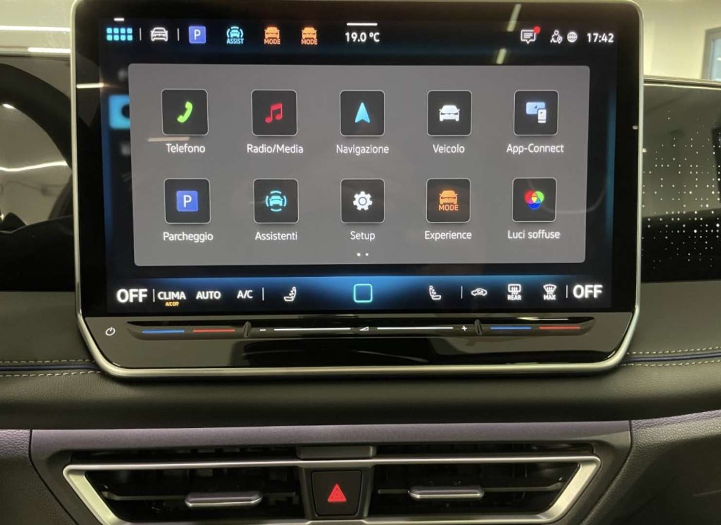 Volkswagen TIGUAN ETSI R-Line Plus - 2026 - Joinsteer - #3