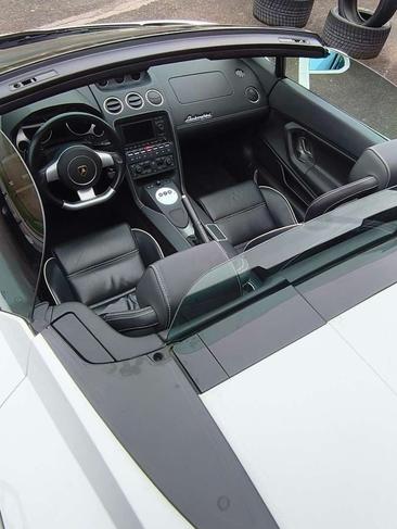 Lamborghini Gallardo Spyder — photo 13