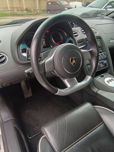 Lamborghini Gallardo Spyder — photo 17