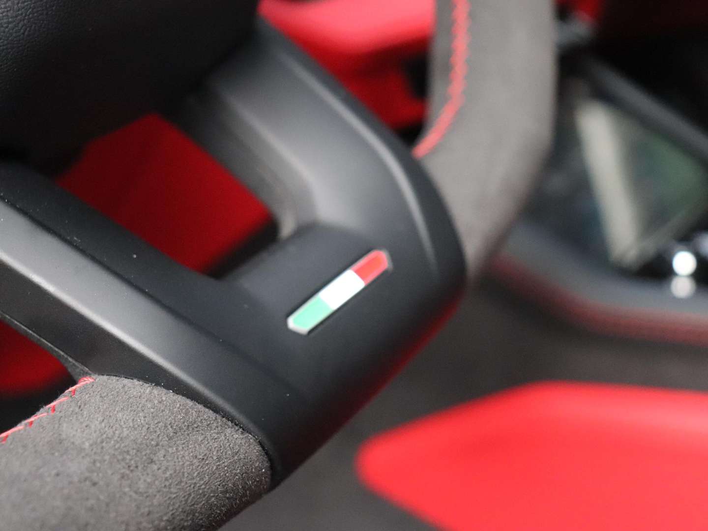 Lamborghini Urus HPEV - 2026 - Joinsteer - #9