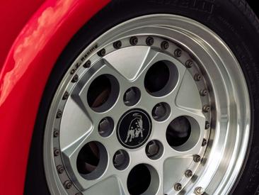 Lamborghini Countach 25th Anniversario — photo 13