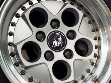 Lamborghini Countach 25th Anniversario — photo 14