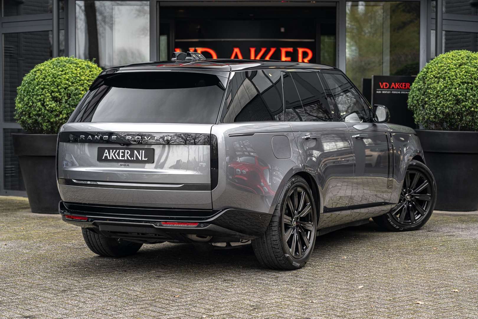 Land Rover Range Rover P550e Autobiography Massage V+a - 2025 - Joinsteer - #2