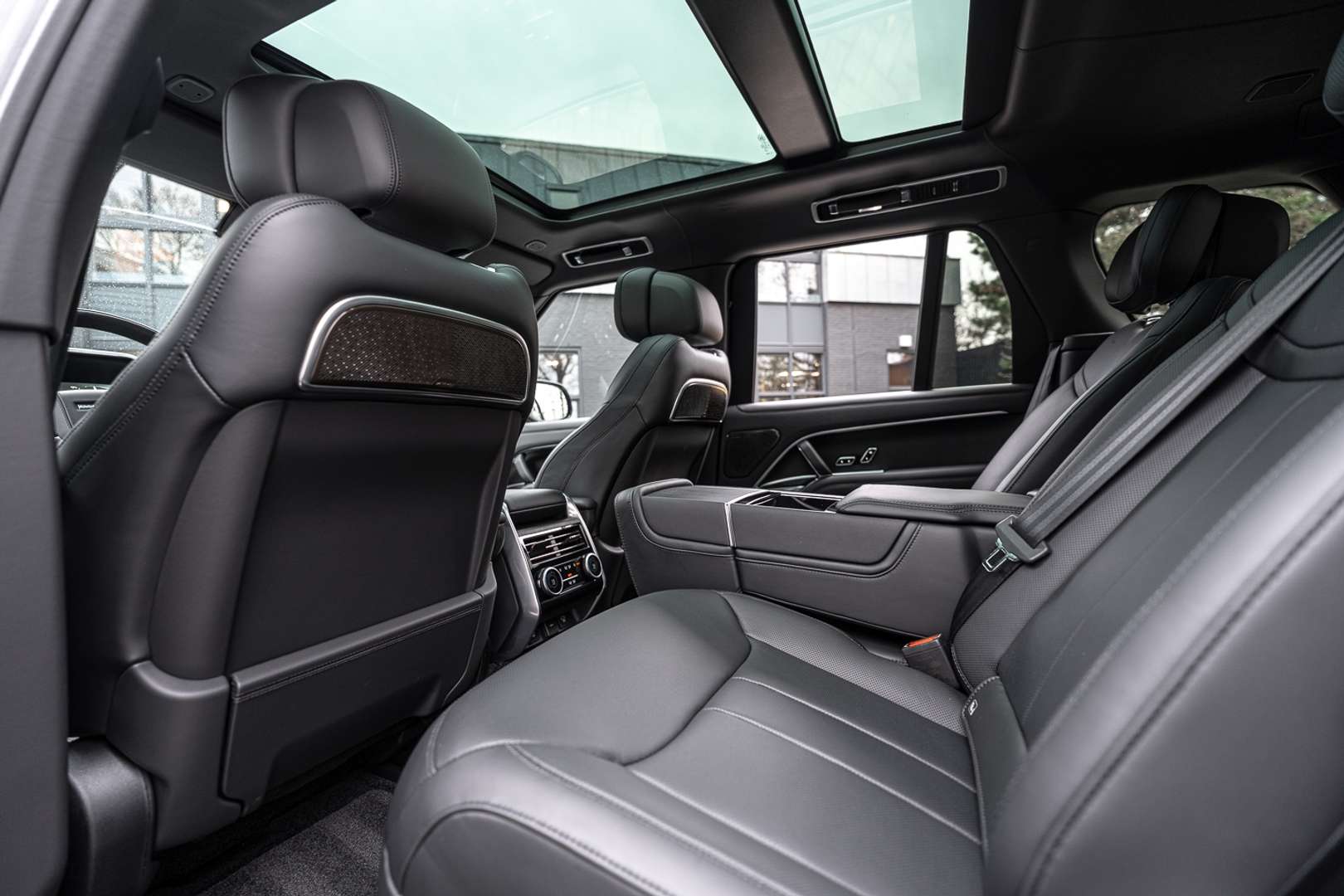 Land Rover Range Rover P550e Autobiography Massage V+a - 2025 - Joinsteer - #5