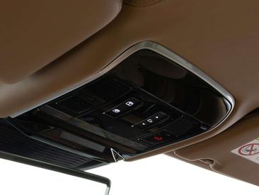 Land Rover Range Rover 3.0 P550e Autobiography PHEV — photo 27