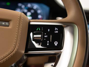 Land Rover Range Rover 3.0 P550e Autobiography PHEV — photo 30