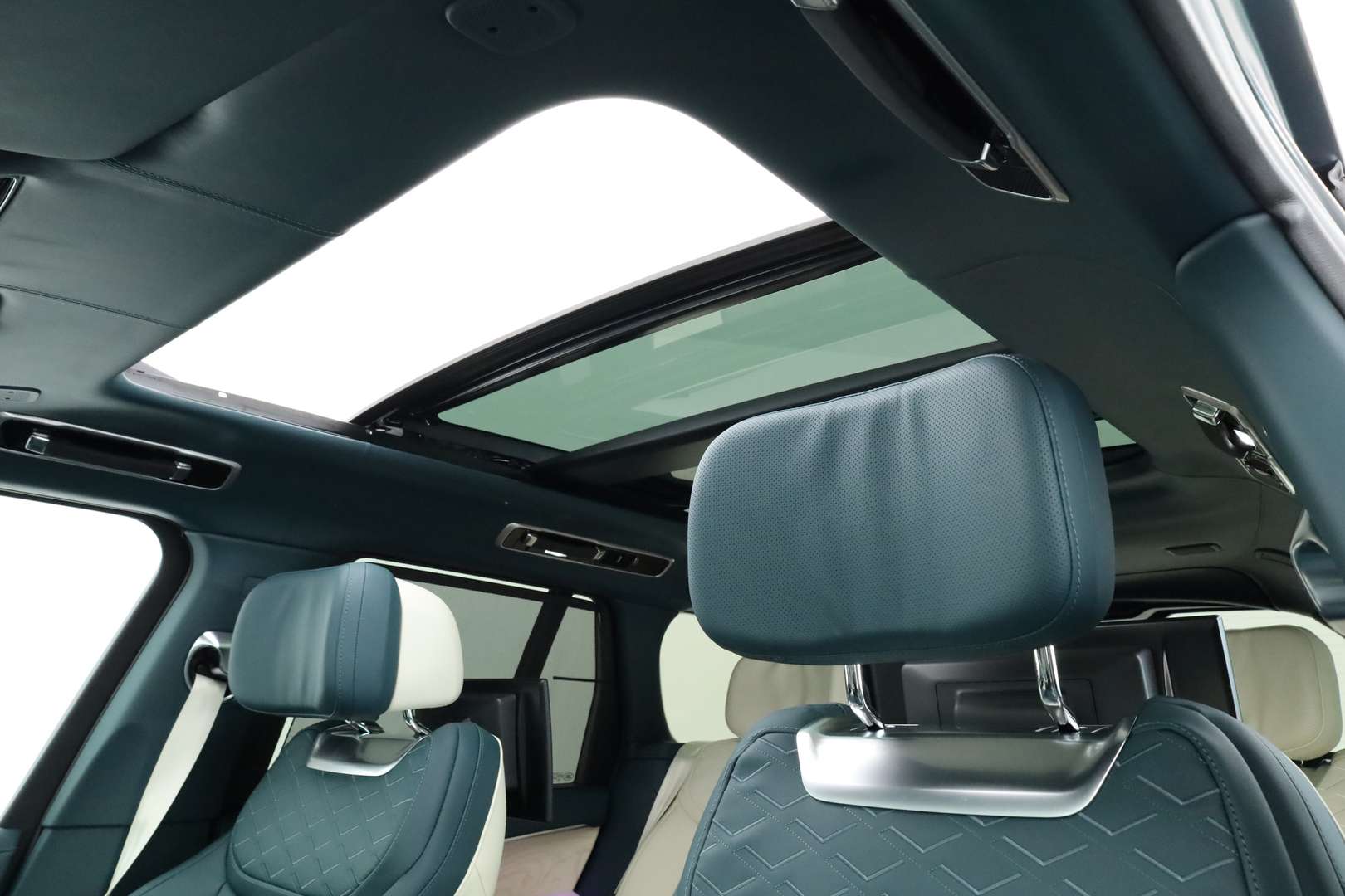 Land Rover Range Rover P550e SV PHEV - 2025 - Joinsteer - #39