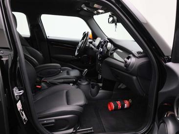 Mini Cooper Classic Cooper — photo 31