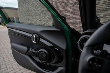 Mini Hatch Cooper S — photo 25