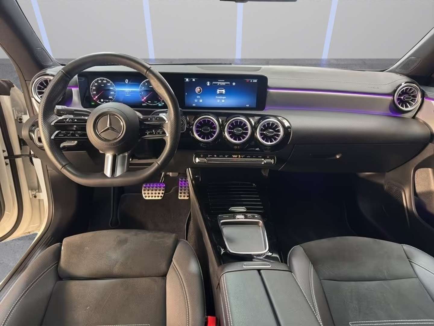 Mercedes CLA 200 AMG Line - 2025 - Joinsteer - #9