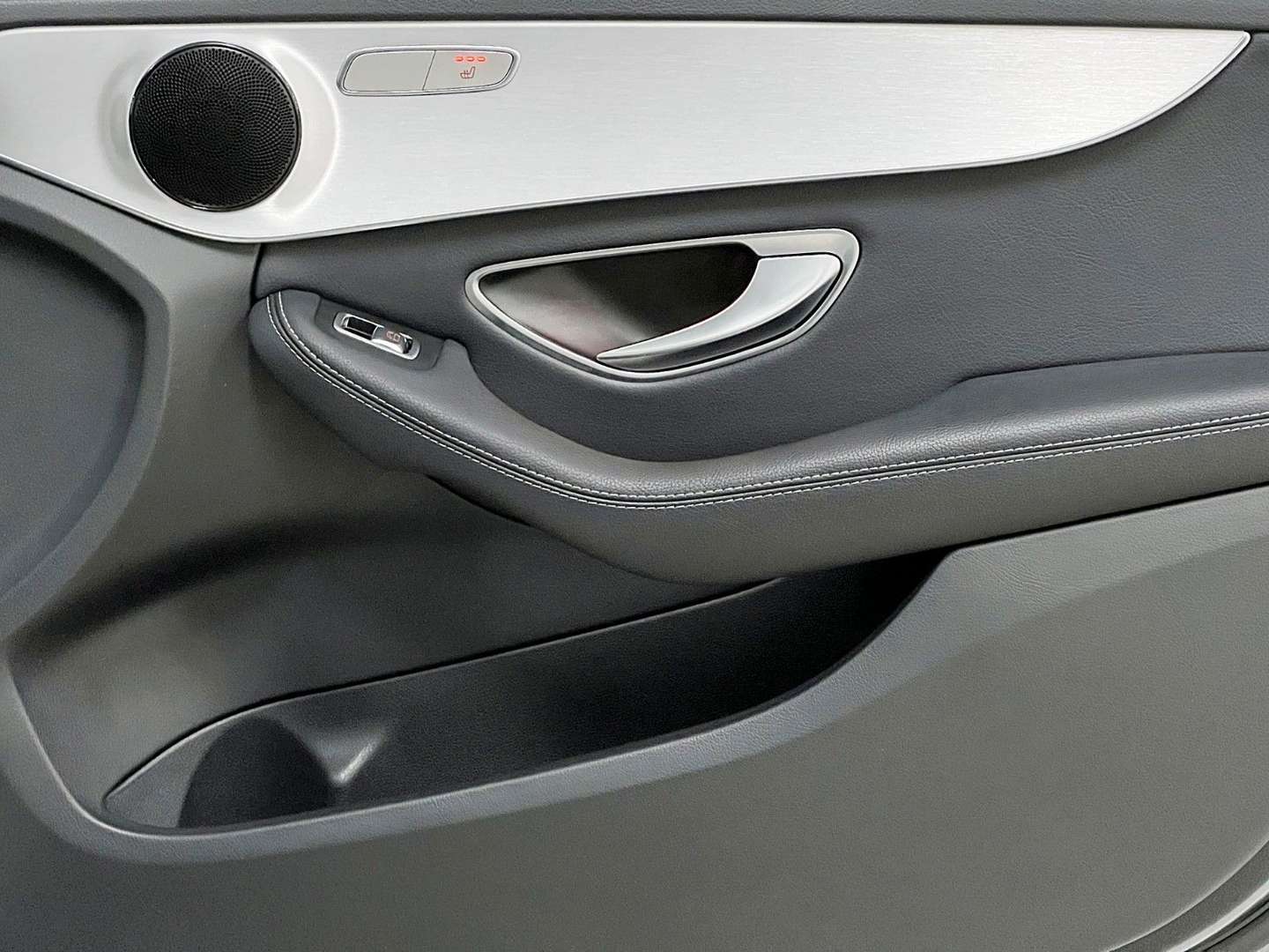 Mercedes Classe C 180 AVANTGARDE - 2019 - Joinsteer - #19
