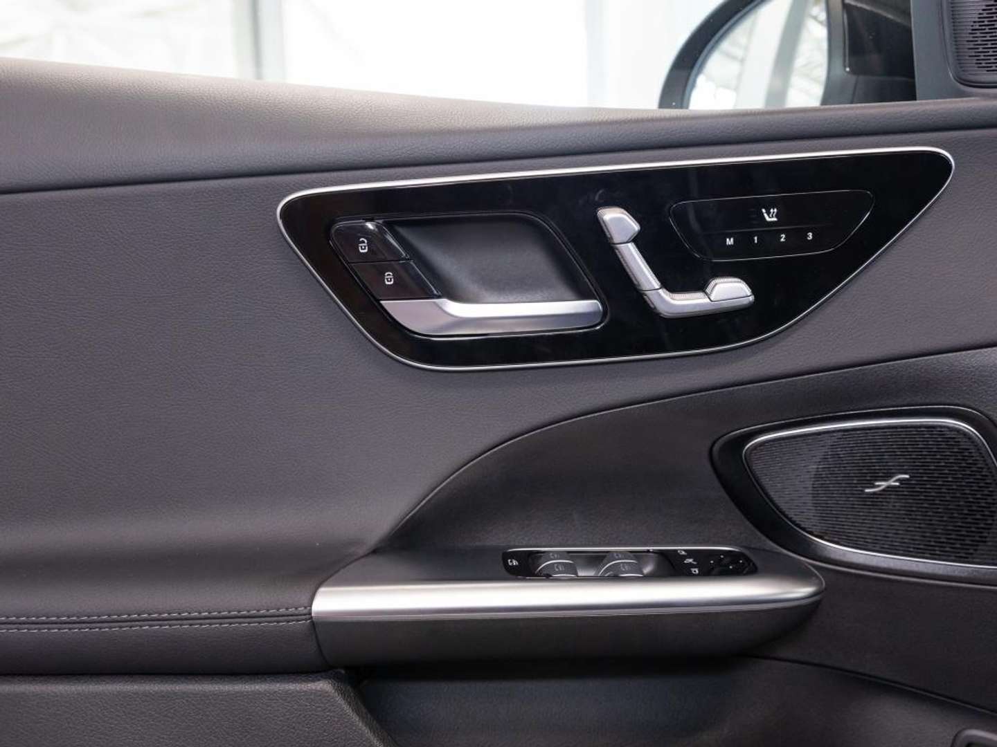 Mercedes Classe C 180 AVANTGARDE - 2025 - Joinsteer - #14