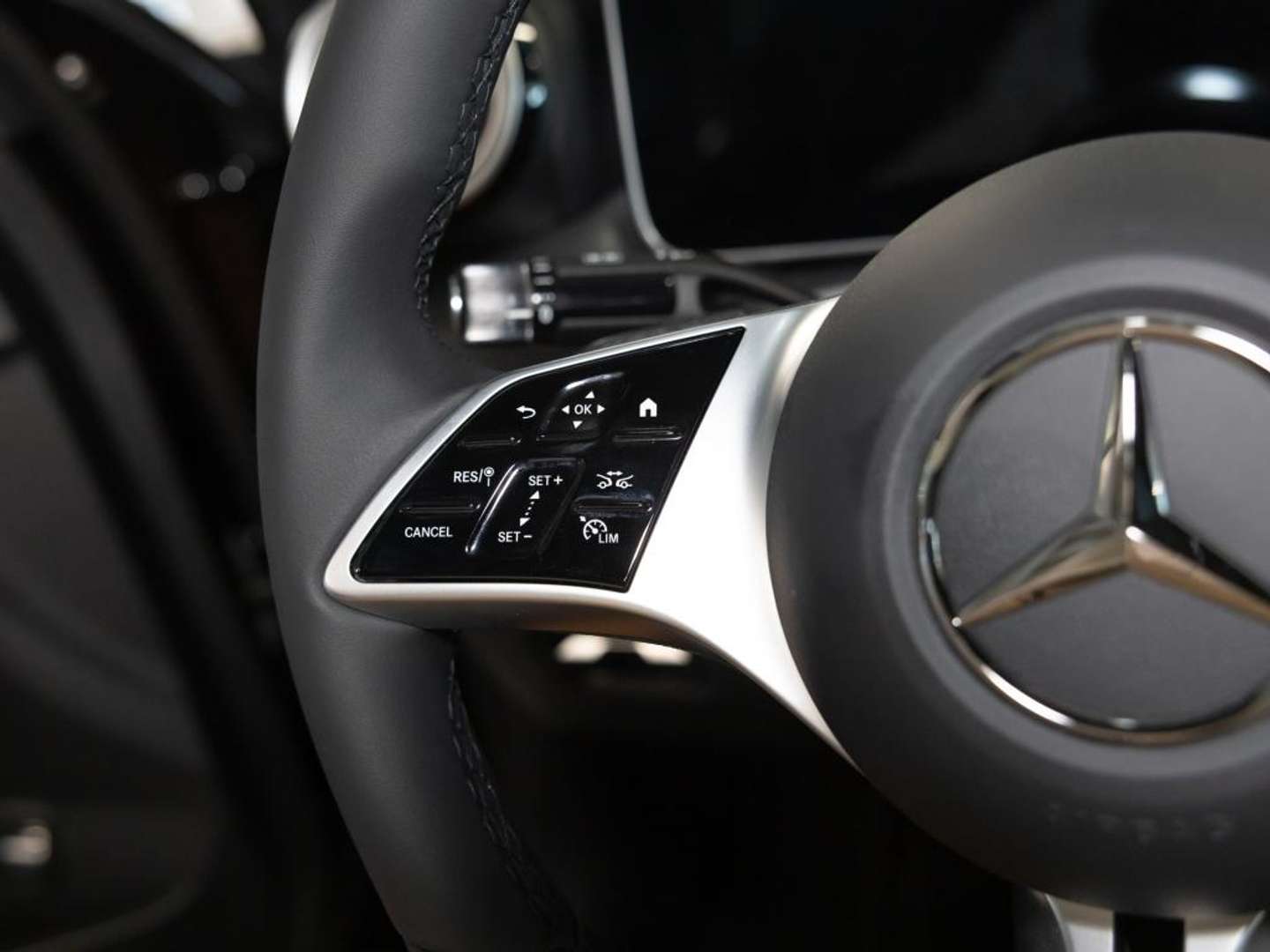 Mercedes Classe C 180 AVANTGARDE - 2025 - Joinsteer - #15