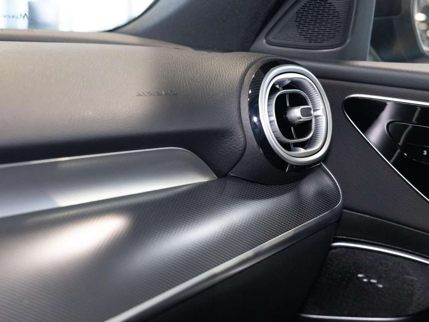 Mercedes Classe C 180 AVANTGARDE - 2025 - Joinsteer - #17