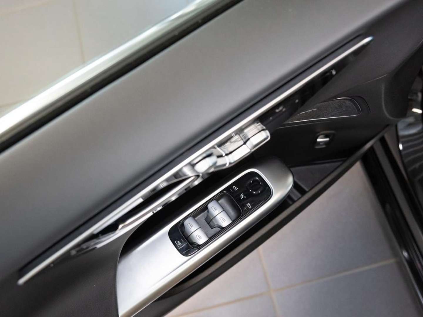 Mercedes Classe C 180 AVANTGARDE - 2025 - Joinsteer - #20