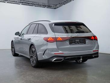 Mercedes Classe E Break 300 AMG Line — photo 2