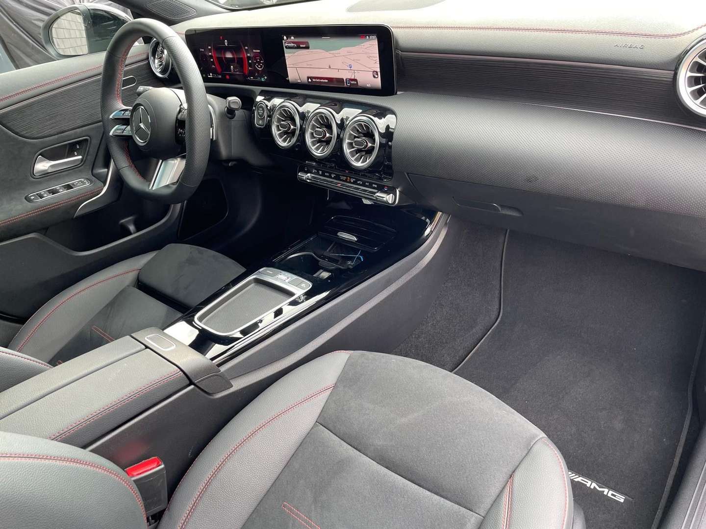 Mercedes CLA 250 Night Edition - 2023 - Joinsteer - #17