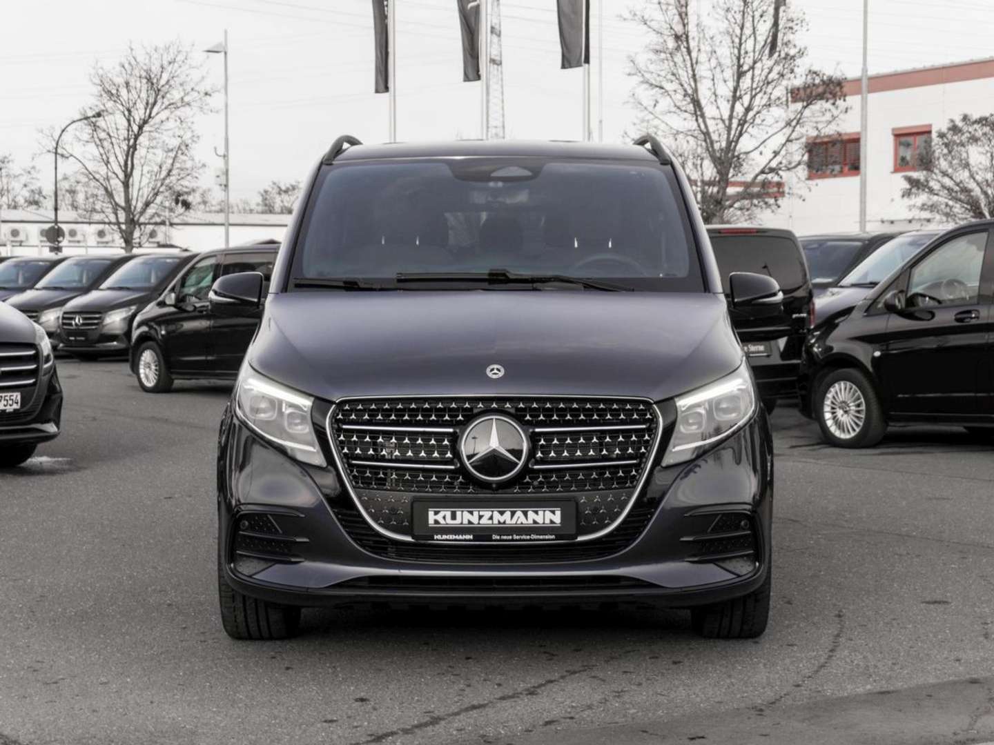 Mercedes V 300 D 300 Night - 2025 - Joinsteer - #2