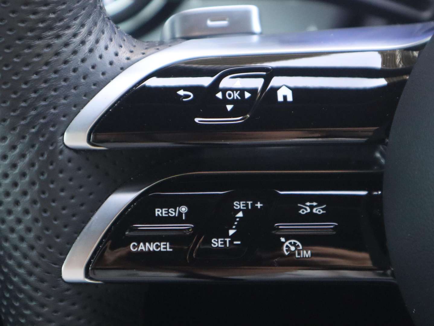 Mercedes EQE 350 AMG Line - 2024 - Joinsteer - #19