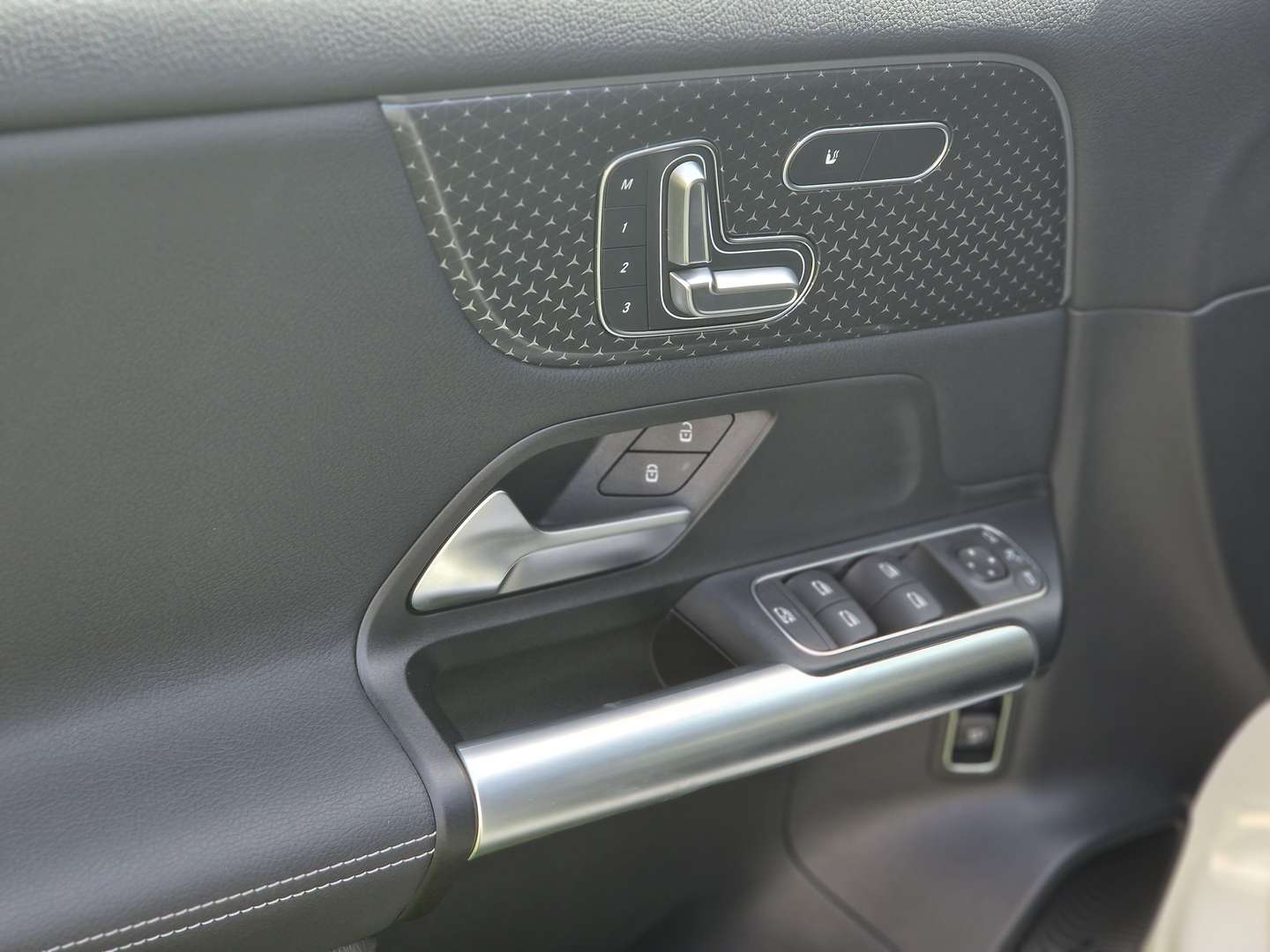 Mercedes EQA 300 - 2024 - Joinsteer - #15