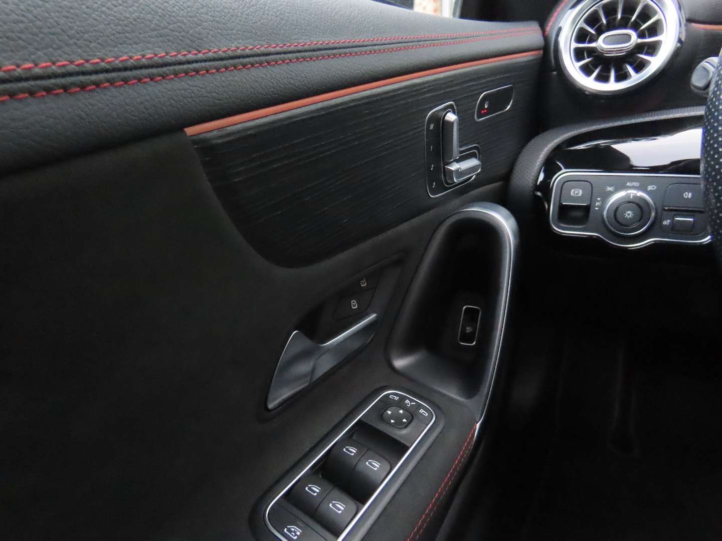 Mercedes CLA 250 Night Edition - 2020 - Joinsteer - #9