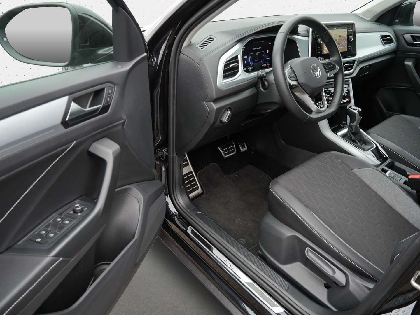 Volkswagen T-Roc TDI Goal - 2025 - Joinsteer - #13