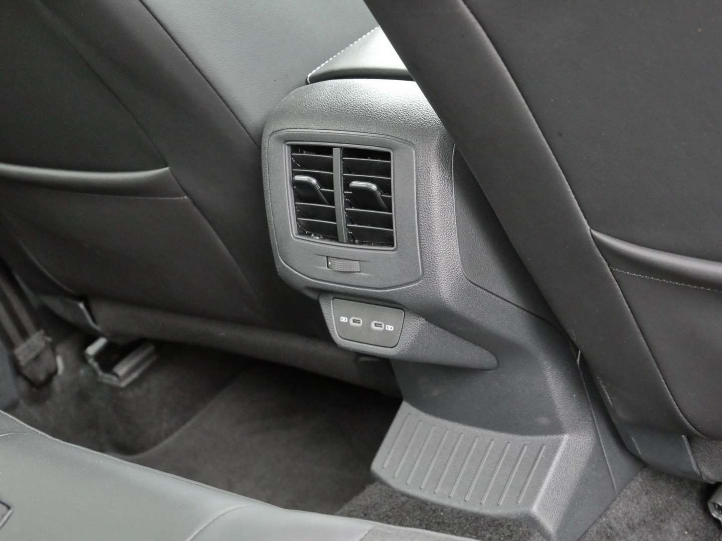 Volkswagen T-Roc TDI Goal - 2025 - Joinsteer - #16