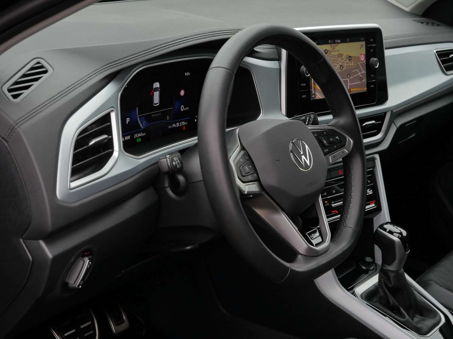 Volkswagen T-Roc TDI Goal - 2025 - Joinsteer - #17