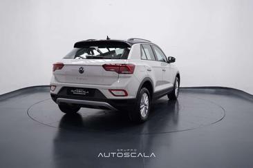 Volkswagen T-Roc TDI Life — photo 6