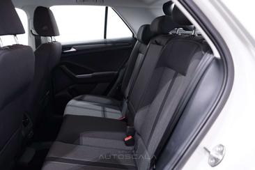 Volkswagen T-Roc TDI Life — photo 25