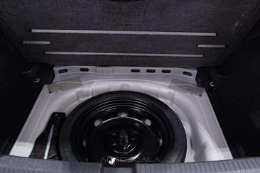 Volkswagen T-Roc TDI Life — photo 35