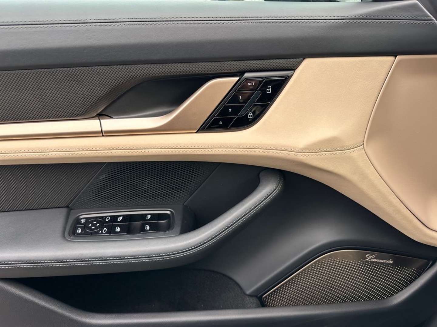 Porsche Taycan Turbo S - 2021 - Joinsteer - #17