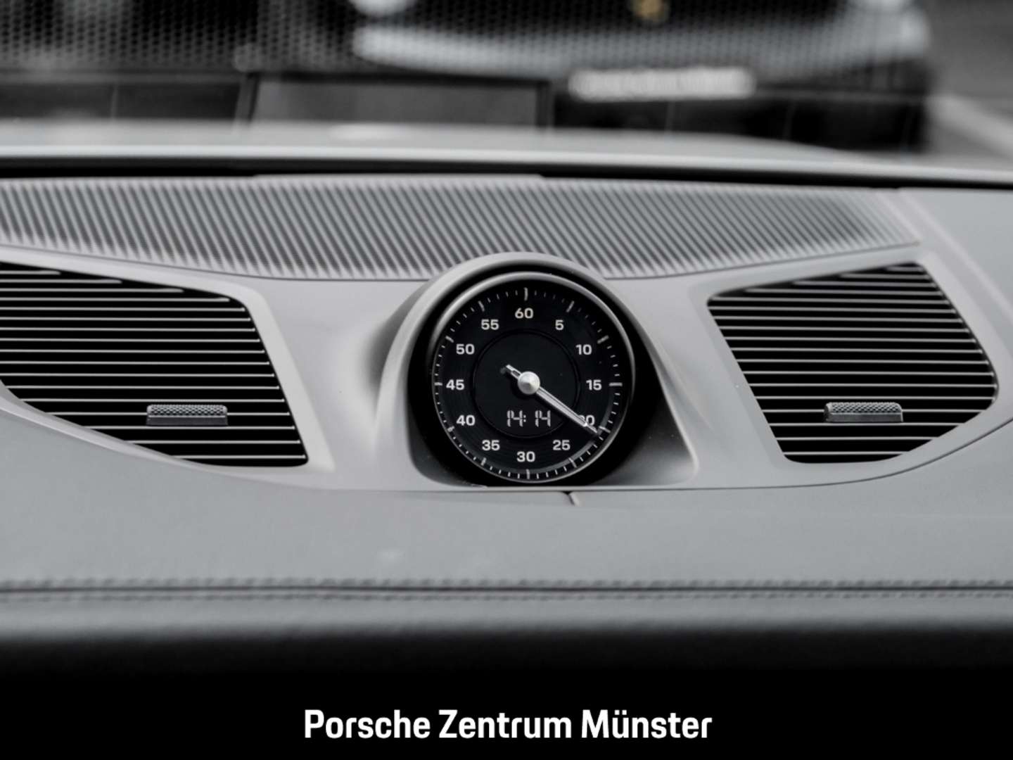 Porsche Cayenne II E-Hybrid - 2025 - Joinsteer - #8