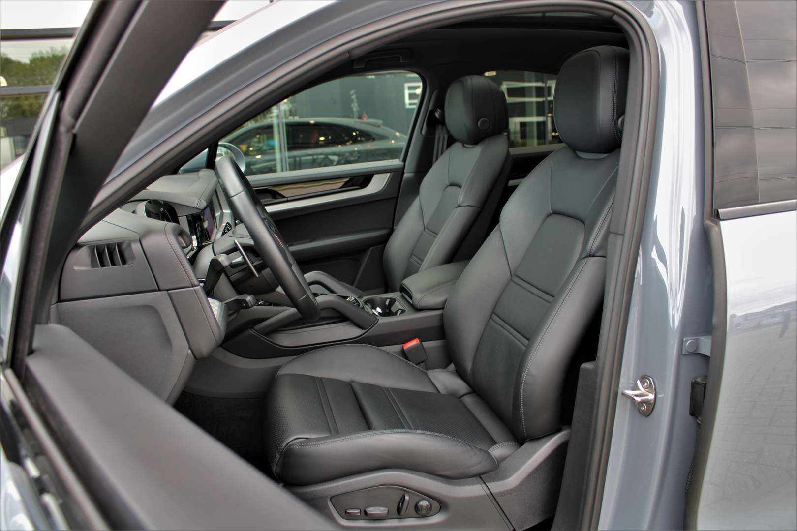 Porsche Cayenne II E-Hybrid - 2024 - Joinsteer - #4