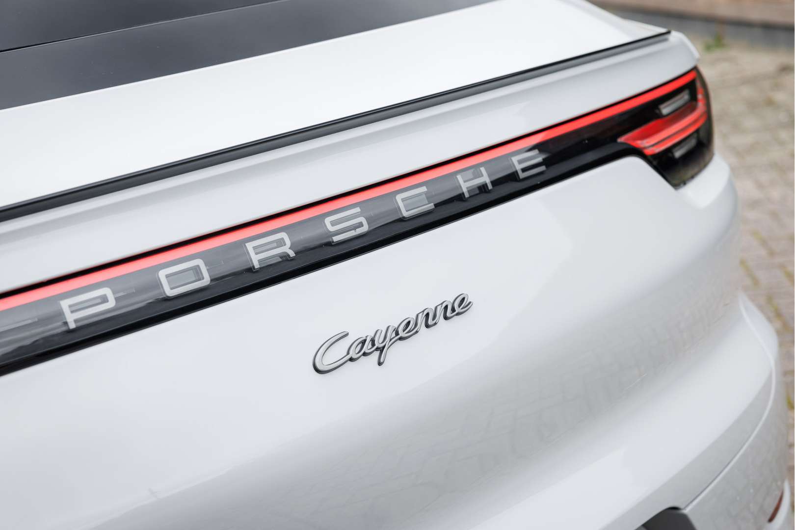 Porsche Cayenne II E-Hybrid Platinum Edition - 2023 - Joinsteer - #20