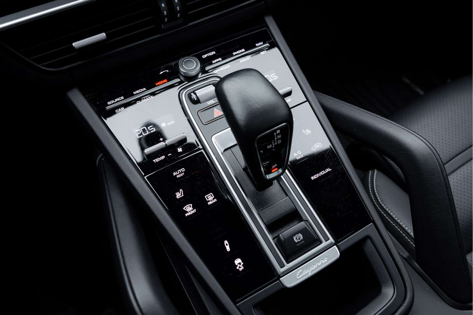 Porsche Cayenne II E-Hybrid Platinum Edition - 2023 - Joinsteer - #24