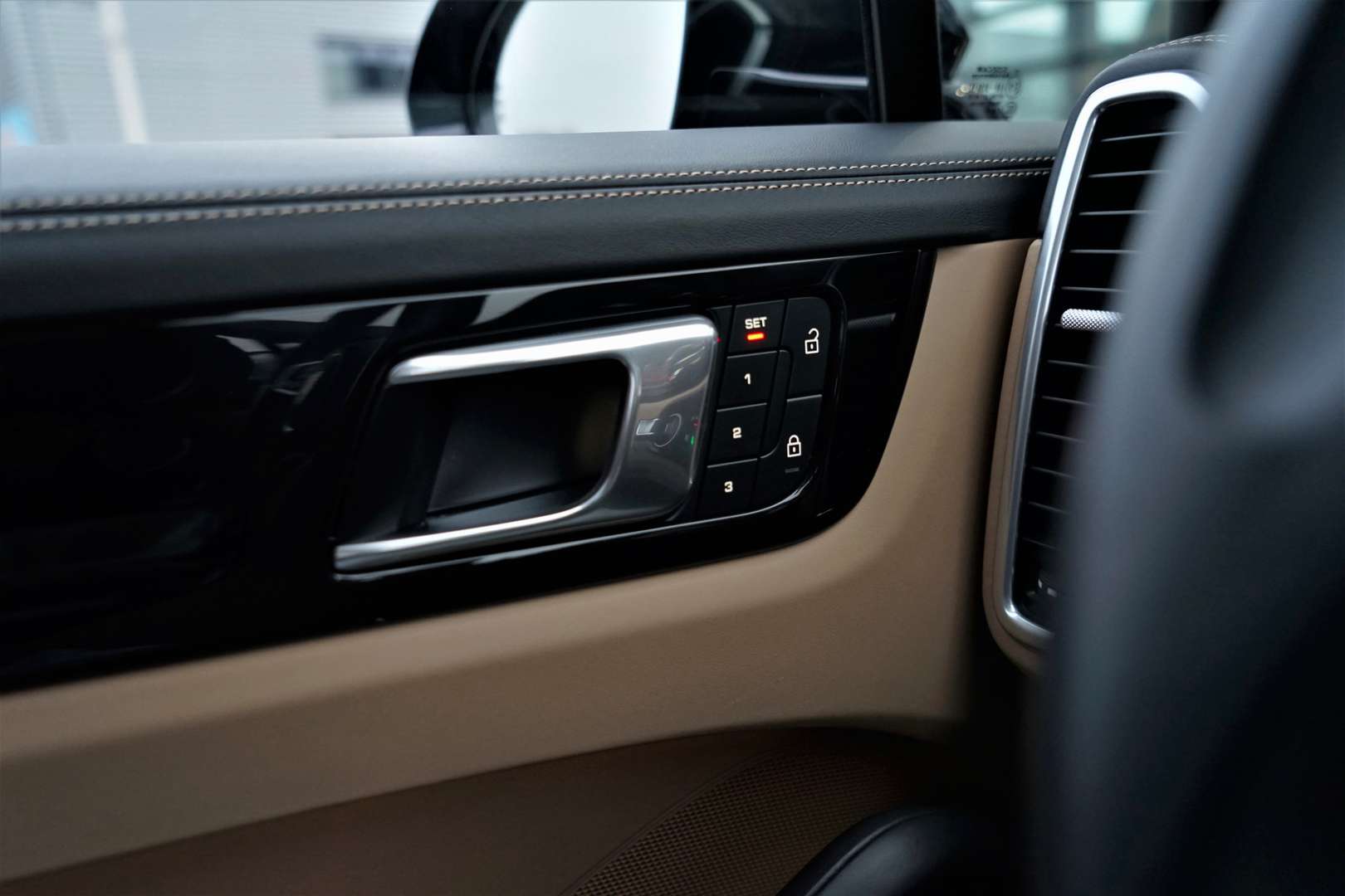 Porsche Cayenne III E-Hybrid - 2023 - Joinsteer - #34