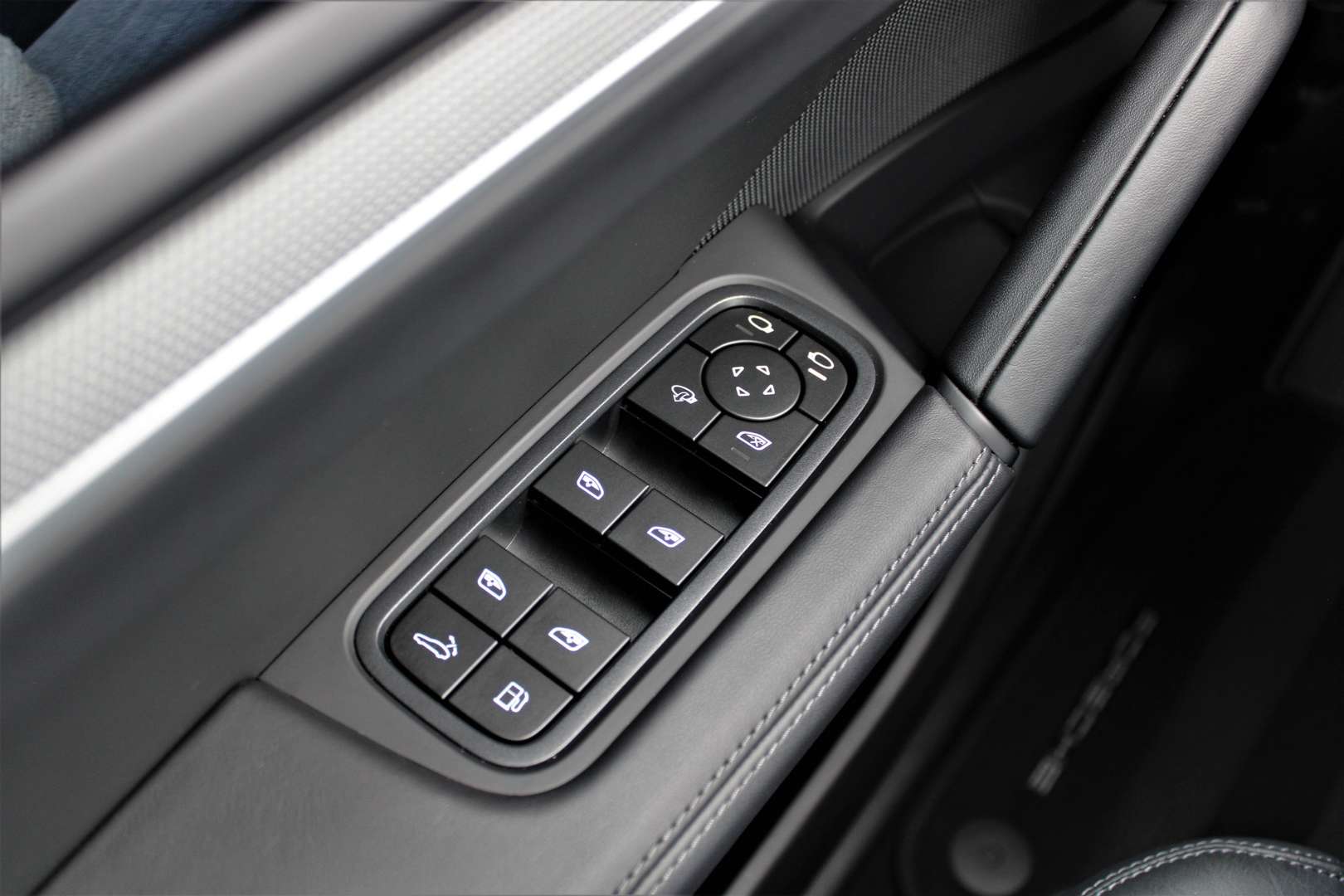 Porsche Cayenne II Turbo S - 2024 - Joinsteer - #49